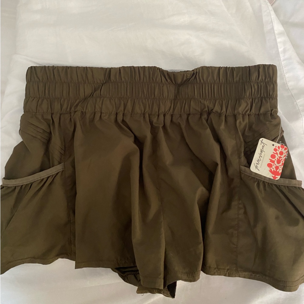 FREE PEOPLE “get your flirt on” Shorts BNWT